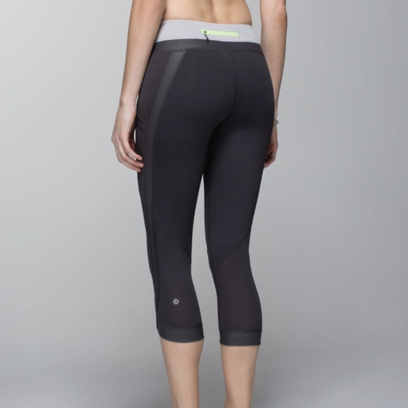 Lululemon Chase Me Crop II Soot / Heathered Medium Grey - Picture 1 of 15